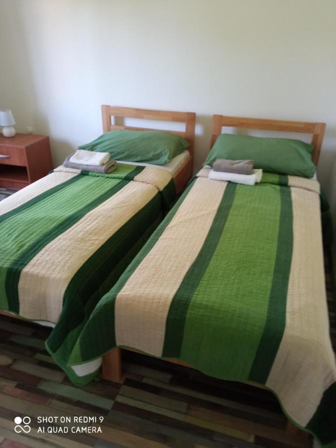 Apartments Vukelic Starigrad Paklenica Extérieur photo