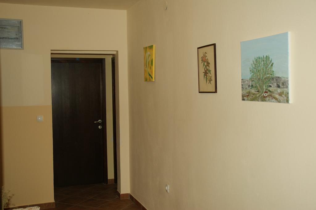 Apartments Vukelic Starigrad Paklenica Extérieur photo