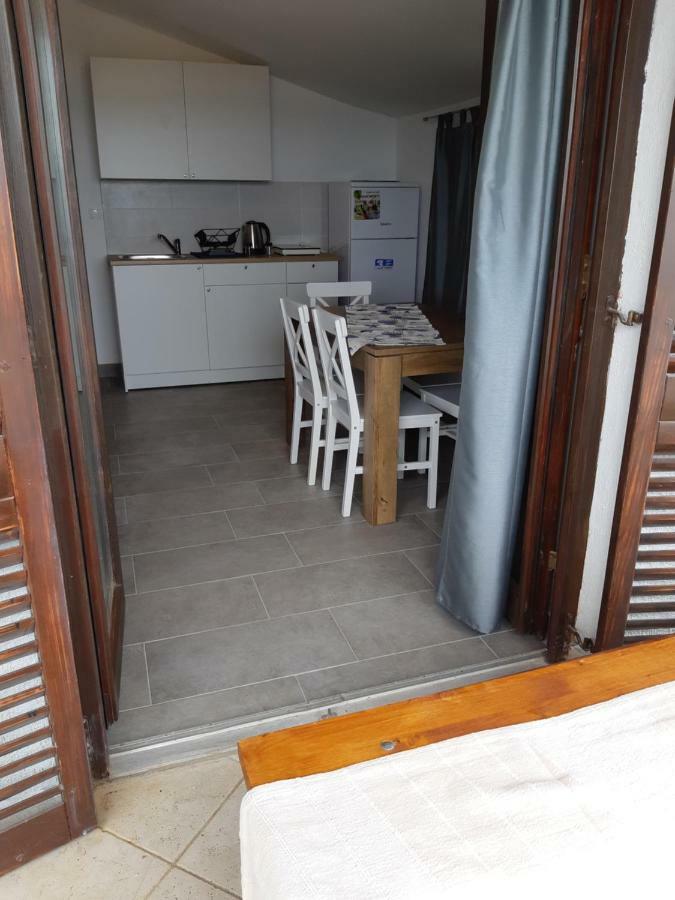 Apartments Vukelic Starigrad Paklenica Extérieur photo